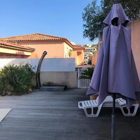 Punta Di Buturetu Hébergement de vacances *